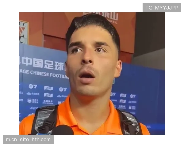 泰山临时调整阵容，路易斯·洛佩斯被换下场