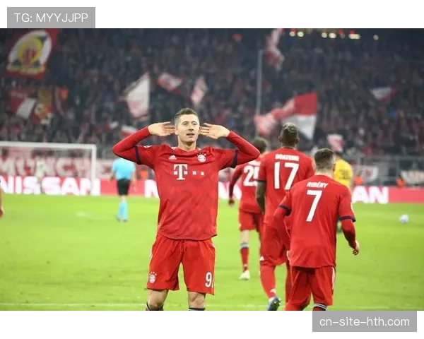 吉拉西梅开二度展现出色终结能力助多特取胜